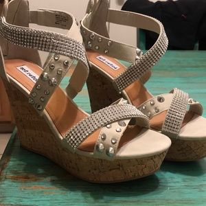 Size 8 Not Rated wedges worn once